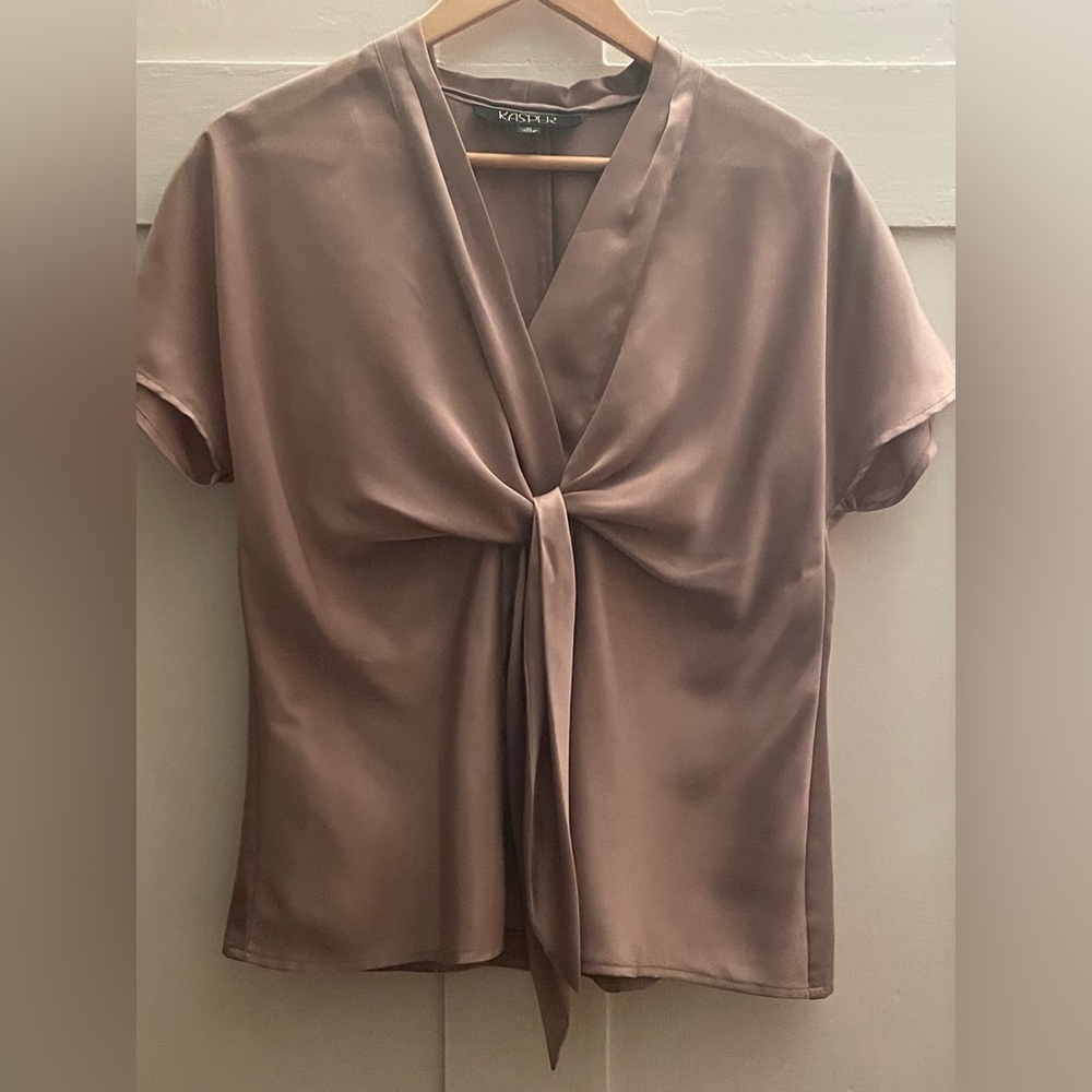 Satin 40s-styled Kasper elegant blouse, medium